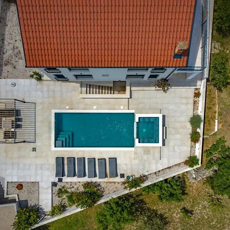 Vila Hadrian